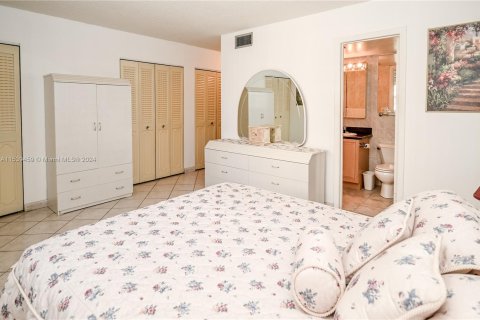 Condominio en venta en Dania Beach, Florida, 2 dormitorios, 106.28 m2 № 1035227 - foto 26