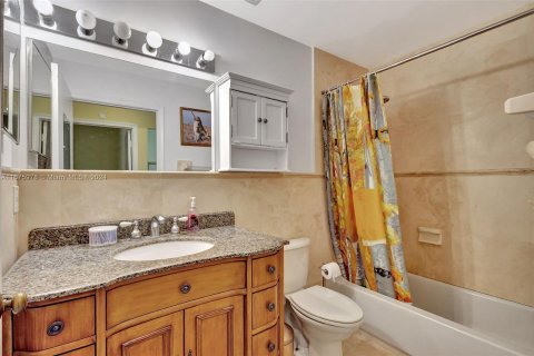 Condo in North Palm Beach, Florida, 1 bedroom  № 1399925 - photo 24