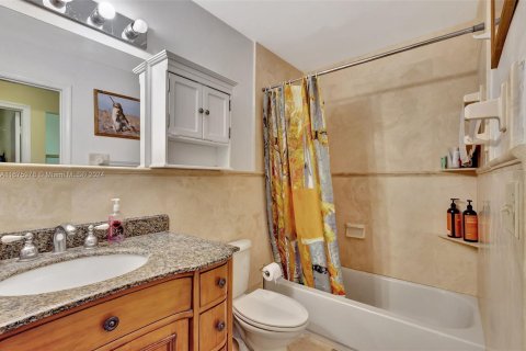 Copropriété à vendre à North Palm Beach, Floride: 1 chambre, 61.32 m2 № 1399925 - photo 25