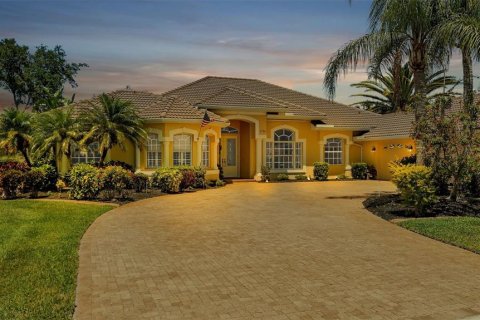 Villa ou maison à vendre à North Port, Floride: 4 chambres, 261.71 m2 № 1199448 - photo 2