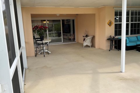 House in Hobe Sound, Florida 2 bedrooms, 141.77 sq.m. № 1029469 - photo 7