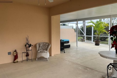 House in Hobe Sound, Florida 2 bedrooms, 141.77 sq.m. № 1029469 - photo 8