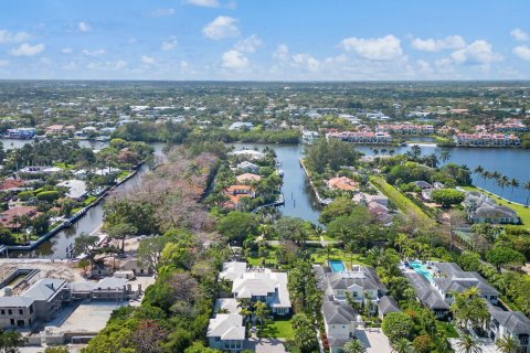 House in Gulf Stream, Florida 6 bedrooms, 660.16 sq.m. № 1224930 - photo 9