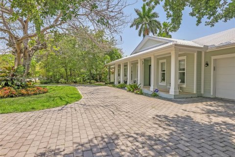 Villa ou maison à vendre à South Miami, Floride: 4 chambres, 301.75 m2 № 1220535 - photo 6