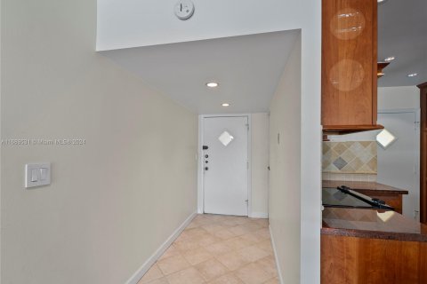 Condominio en venta en Coral Gables, Florida, 2 dormitorios, 120.59 m2 № 1433430 - foto 27