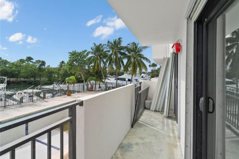 Condominio en venta en Coral Gables, Florida, 2 dormitorios, 120.59 m2 № 1433430 - foto 28