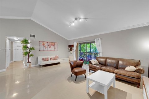 Copropriété à vendre à Oakland Park, Floride: 2 chambres, 107.77 m2 № 1076315 - photo 2