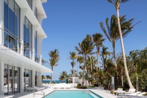 Copropriété à vendre à Sunny Isles Beach, Floride: 5 chambres, 605.07 m2 № 1035700 - photo 4