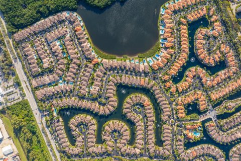 Villa ou maison à vendre à Aventura, Floride: 5 chambres, 273.97 m2 № 1035332 - photo 5