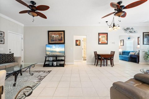 House in Port Charlotte, Florida 2 bedrooms, 110.55 sq.m. № 1420984 - photo 7