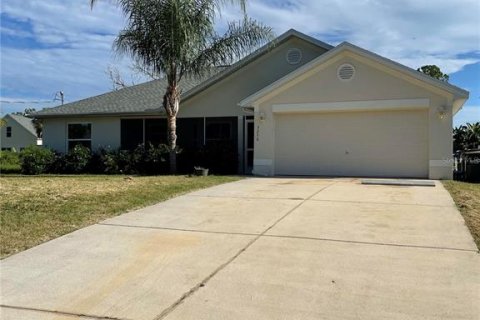 Villa ou maison à vendre à North Port, Floride: 3 chambres, 145.95 m2 № 1322832 - photo 1