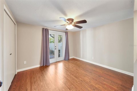 Casa en venta en Orlando, Florida, 4 dormitorios, 153.29 m2 № 1426537 - foto 11