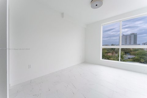 Copropriété à vendre à Hollywood, Floride: 1 chambre № 1057753 - photo 17