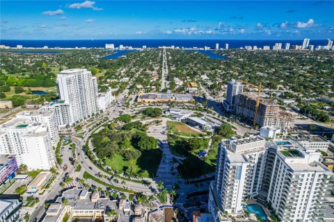 Condominio en venta en Hollywood, Florida, 1 dormitorio № 1057753 - foto 9