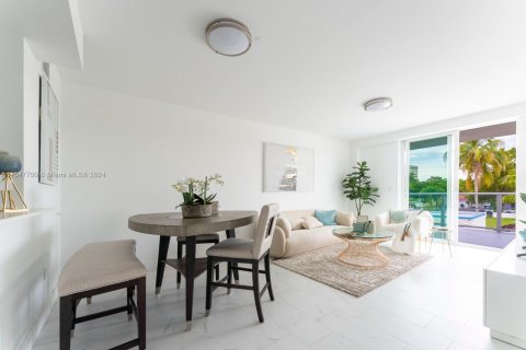 Condominio en venta en Hollywood, Florida, 1 dormitorio № 1057753 - foto 24