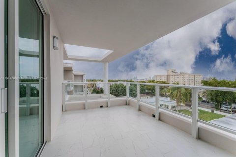 Copropriété à vendre à Hollywood, Floride: 1 chambre № 1057753 - photo 27