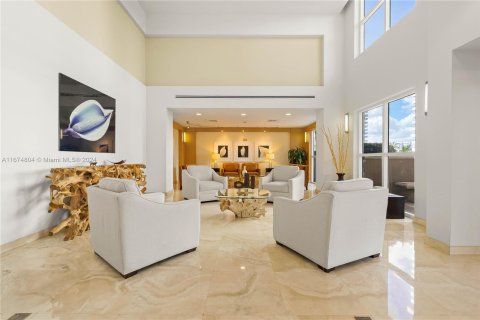 Copropriété à vendre à Hallandale Beach, Floride: 2 chambres, 92.9 m2 № 1398272 - photo 14