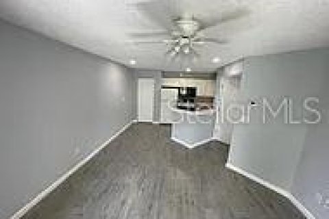 Condominio en venta en Orlando, Florida, 1 dormitorio, 48.87 m2 № 1286986 - foto 2