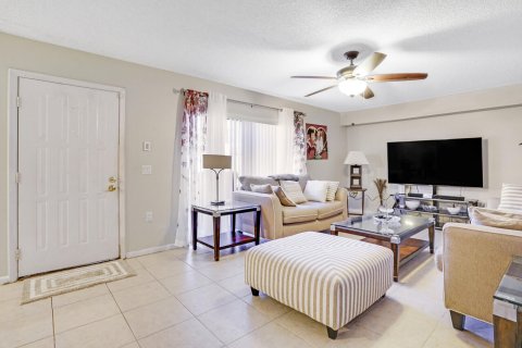 Touwnhouse à vendre à West Palm Beach, Floride: 2 chambres, 114.83 m2 № 1026980 - photo 18