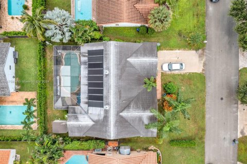 Villa ou maison à vendre à Coconut Creek, Floride: 4 chambres, 213.12 m2 № 1400049 - photo 6