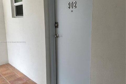 Copropriété à vendre à Miami Beach, Floride: 1 chambre, 58.53 m2 № 1331509 - photo 20