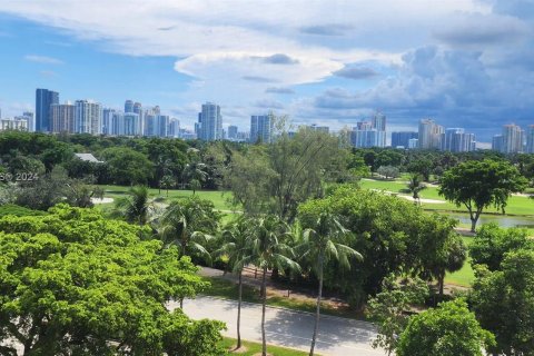 Condo in Aventura, Florida, 1 bedroom  № 1225393 - photo 12