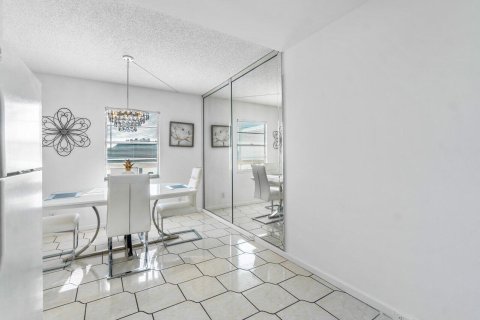 Copropriété à vendre à Boca Raton, Floride: 2 chambres, 83.24 m2 № 1060026 - photo 14