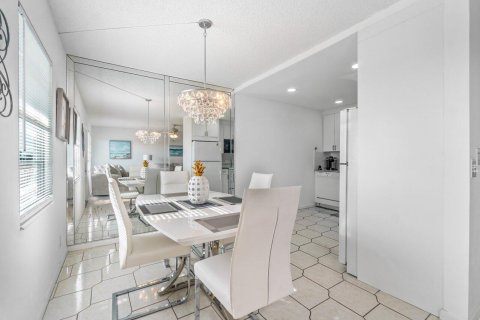 Copropriété à vendre à Boca Raton, Floride: 2 chambres, 83.24 m2 № 1060026 - photo 17