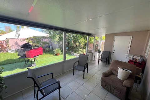 Casa en venta en Miami, Florida, 3 dormitorios, 118.26 m2 № 1375800 - foto 25