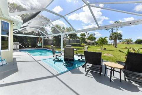 Villa ou maison à vendre à Punta Gorda, Floride: 2 chambres, 133.78 m2 № 1071421 - photo 26