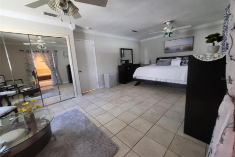 Villa ou maison à vendre à Tampa, Floride: 3 chambres, 216.65 m2 № 1335585 - photo 30