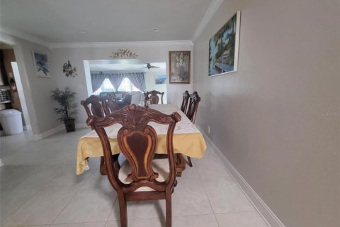 Casa en venta en Tampa, Florida, 3 dormitorios, 216.65 m2 № 1335585 - foto 10