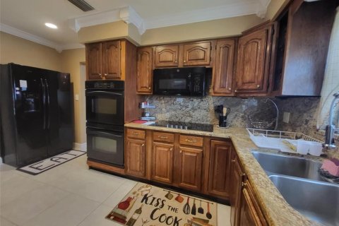 Villa ou maison à vendre à Tampa, Floride: 3 chambres, 216.65 m2 № 1335585 - photo 18