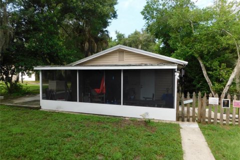 Immobilier commercial à vendre à Zephyrhills, Floride: 6 chambres, 134.52 m2 № 1335617 - photo 18