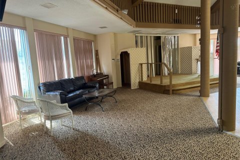 Condo in Sunrise, Florida, 1 bedroom  № 1217198 - photo 11