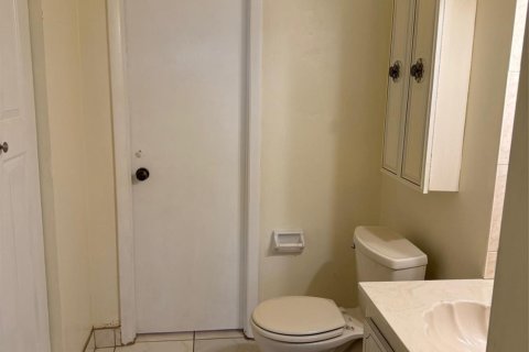 Condo in Sunrise, Florida, 1 bedroom  № 1217198 - photo 27