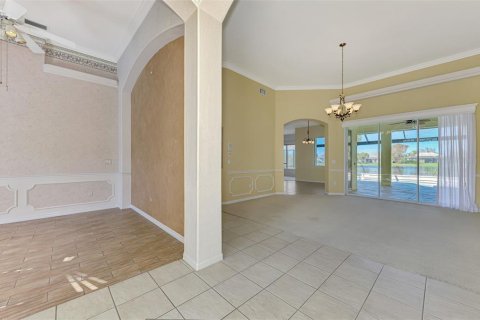 House in Port Charlotte, Florida 3 bedrooms, 277.13 sq.m. № 1422003 - photo 7