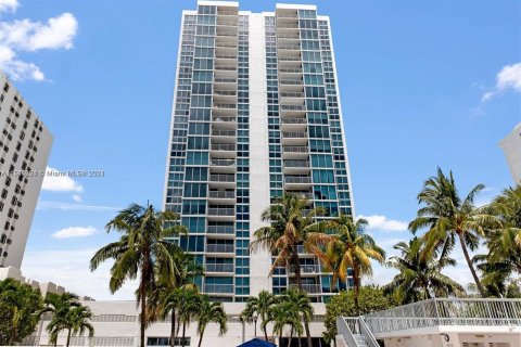 Купить кондоминиум в Майами-Бич, Флорида 2 спальни, 152.82м2, № 1049762 - фото 4