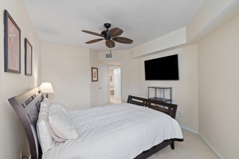 Condo in West Palm Beach, Florida, 2 bedrooms  № 1055036 - photo 8