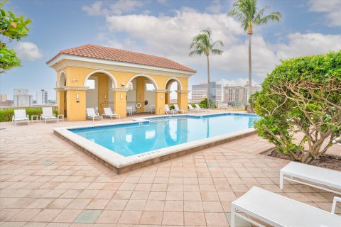 Copropriété à vendre à West Palm Beach, Floride: 2 chambres, 106.37 m2 № 1055036 - photo 24