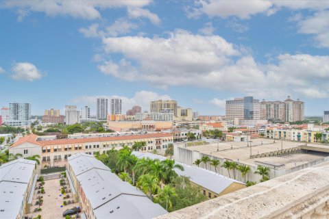 Condo in West Palm Beach, Florida, 2 bedrooms  № 1055036 - photo 22