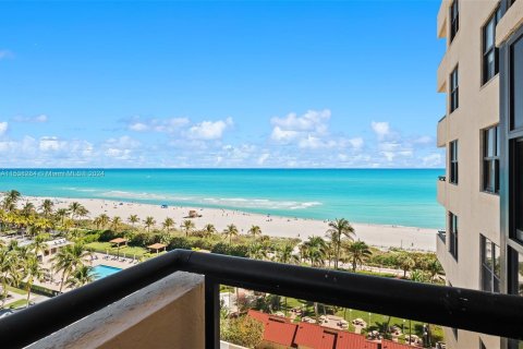 Condo in Miami Beach, Florida, 1 bedroom  № 1028908 - photo 9