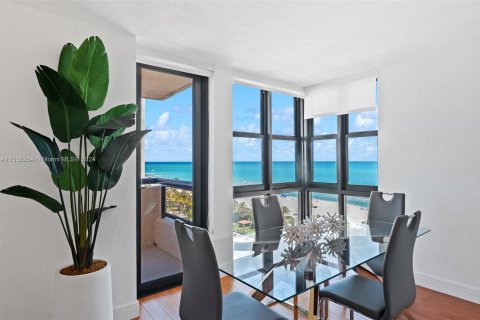 Condo in Miami Beach, Florida, 1 bedroom  № 1028908 - photo 7