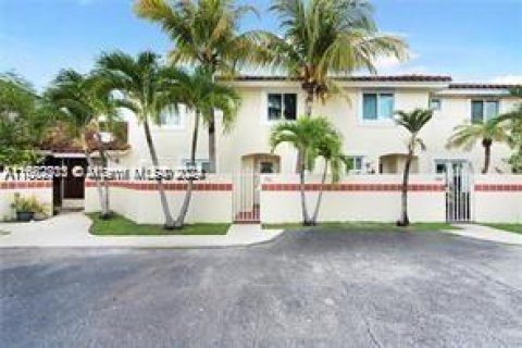 Townhouse in Homestead, Florida 3 bedrooms, 132.2 sq.m. № 1420379 - photo 22