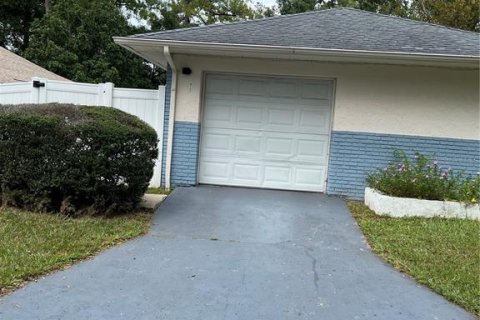 Casa en venta en Orlando, Florida, 3 dormitorios, 90.95 m2 № 1384982 - foto 2