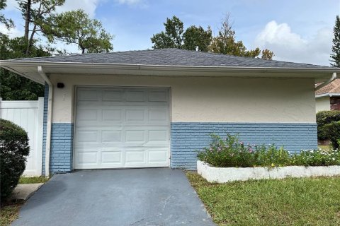 House in Orlando, Florida 3 bedrooms, 90.95 sq.m. № 1384982 - photo 4