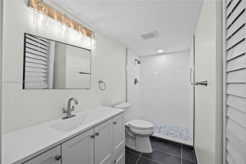 Condo in Coconut Creek, Florida, 2 bedrooms  № 1021580 - photo 14