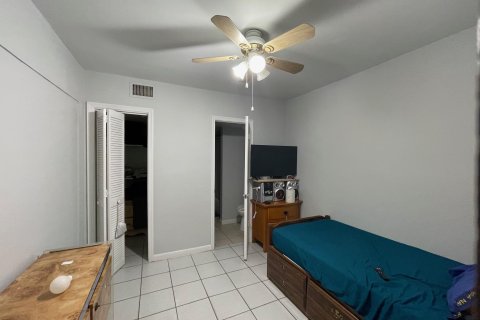 Touwnhouse à vendre à North Lauderdale, Floride: 3 chambres, 139.91 m2 № 1047682 - photo 13