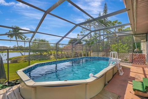 Villa ou maison à vendre à Jensen Beach, Floride: 3 chambres, 205.22 m2 № 1036089 - photo 15