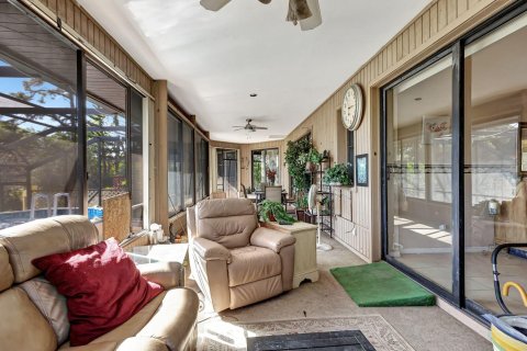 Villa ou maison à vendre à Jensen Beach, Floride: 3 chambres, 205.22 m2 № 1036089 - photo 22